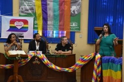 Discutir sobre a diversidade sexual e de gnero no meio social foi o tema de ltimo encontro antes da Parada do Orgulho LGBTQIAPN+